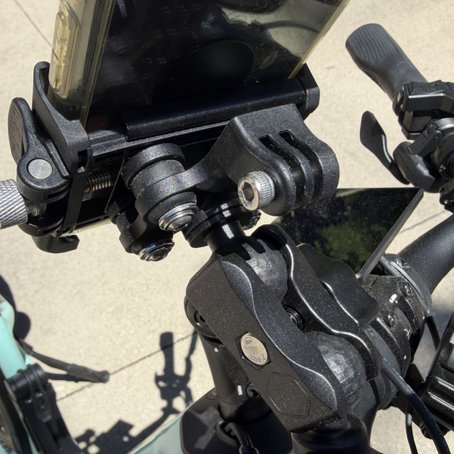ISOKase Phone Holder
